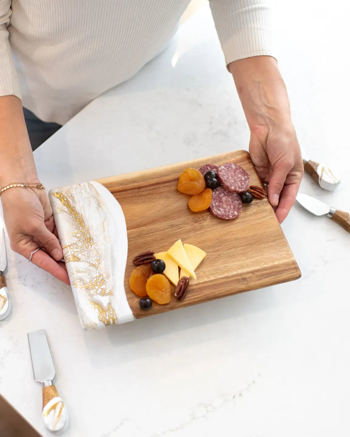 Wood Resin Cheese Charcuterie Board – Gold Quartz