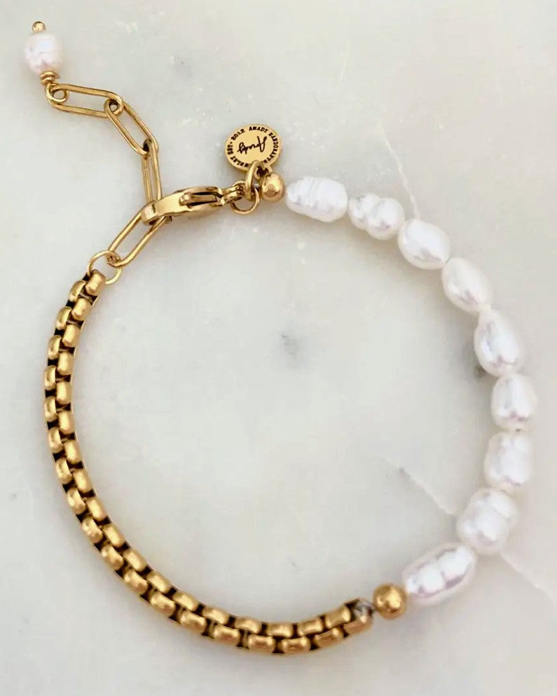 Pearl Box Chain Bracelet